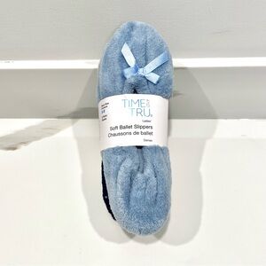 🟠5/$25 NEW Time & Tru Set of 2 Soft Non-Slip Ballet Slippers (size 5-6)